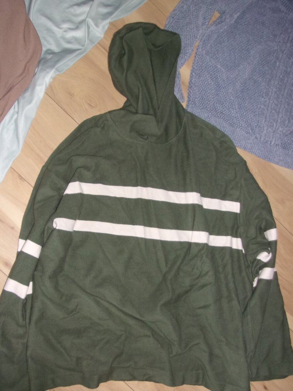 AEO knit mens size xxl long sleeve shirt green white    hoodie 2x 2 x